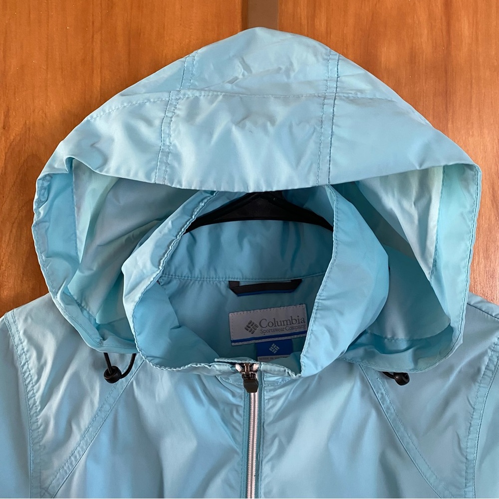 Columbia Sportswear Women's Zip Up Jacket Raincoat Hooded 69724 Blue Size M